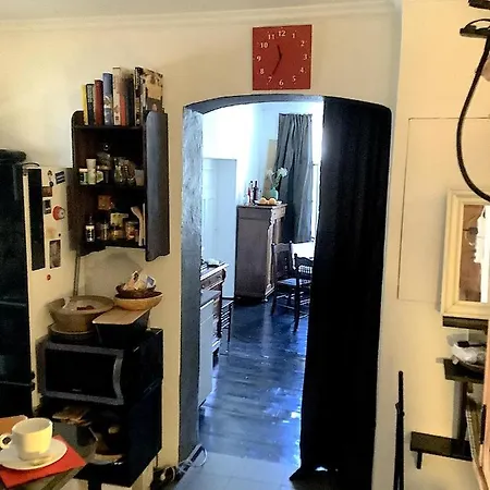 Zimmer In Kuenstlerhaushalt Pansiyon Münih
