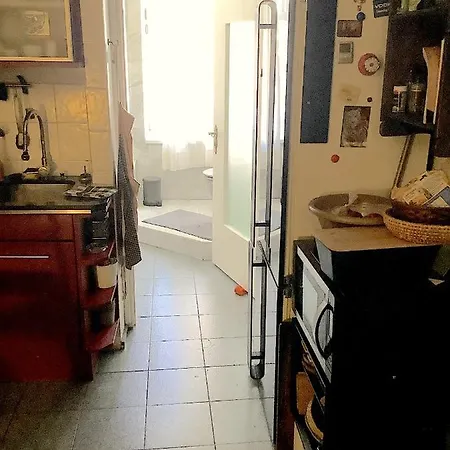 Pansiyon Zimmer In Kuenstlerhaushalt Münih