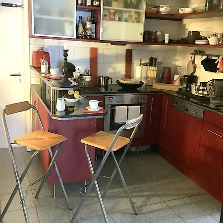 Zimmer In Kuenstlerhaushalt Pansiyon