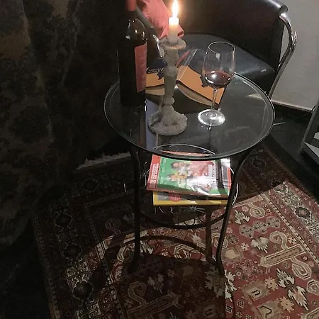 Zimmer In Kuenstlerhaushalt Pansiyon Münih